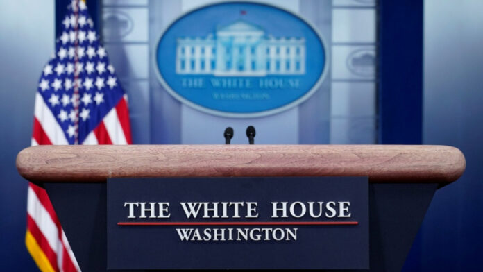 pressroom-whitehouse-lefkos-oikos-ap_1.jpg