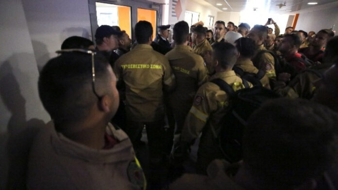 ΕΛΑΣ: Ανακοίνωση για τα επεισόδια στο υπουργείο Κλιματικής Κρίσης