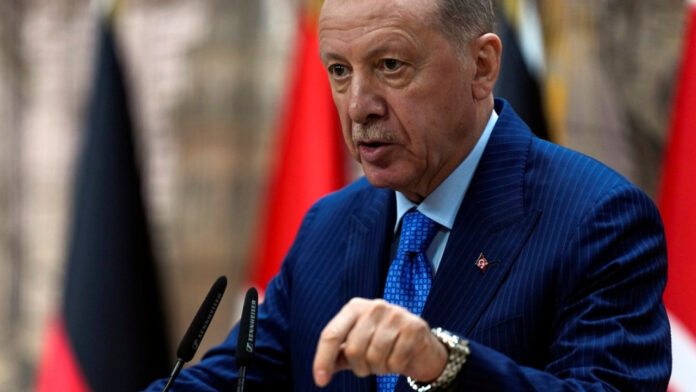 erdogan_ap24293523526514.jpg