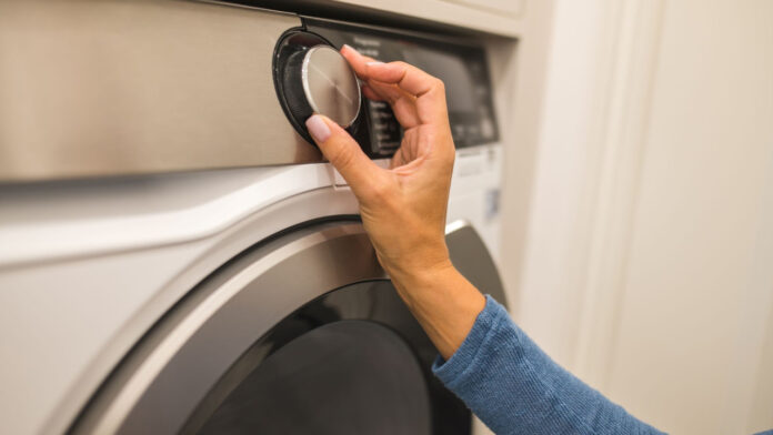 Νυχτερινό ρεύμα: Από σήμερα το νέο χειμερινό ωράριο