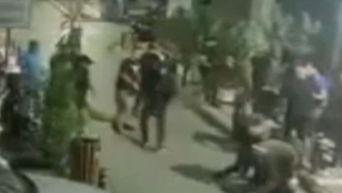 Πυροβολισμοί έξω από νυχτερινό κέντρο στον Πειραιά