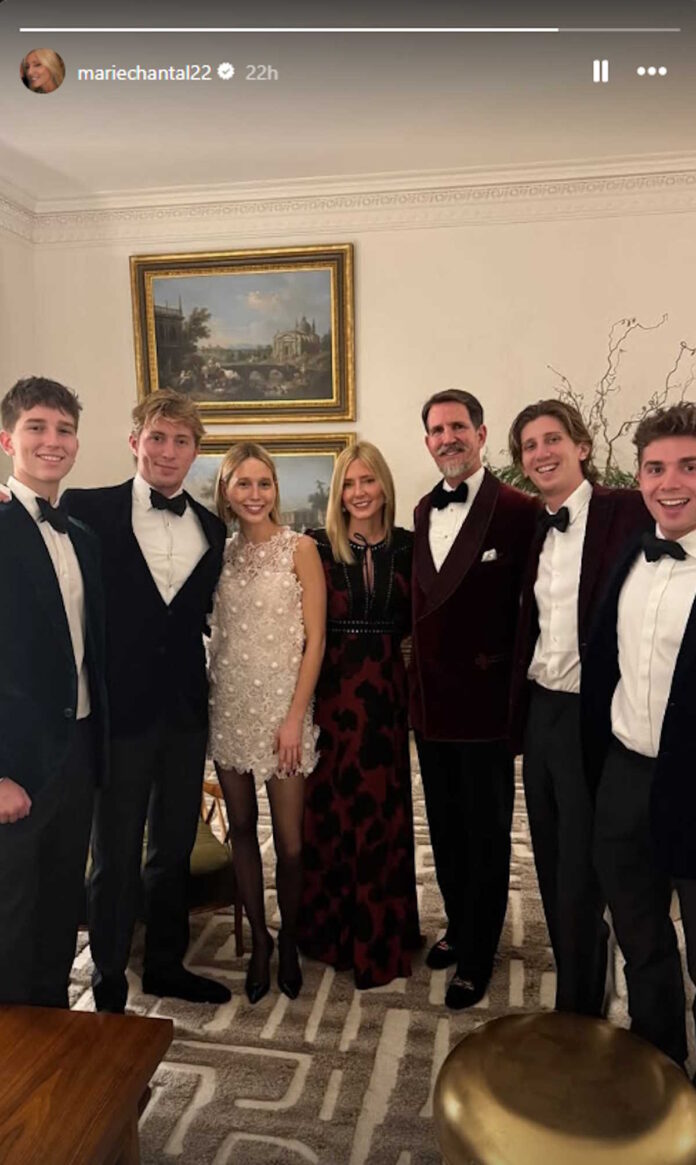 Τα Χριστούγεννα της τέως βασιλικής οικογένειας