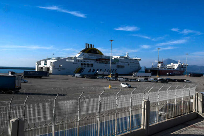 Στη τελική ευθεία το σχέδιο αξιοποίησης του λιμανιού της Πάτρας με άνοιγμα σε κρουαζιέρα και θαλάσσιο τουρισμό