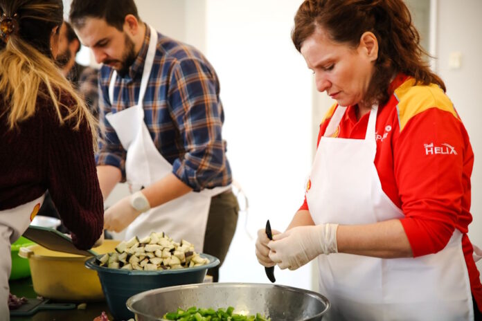 Πρατήρια Shell – The Love Van: Υποστηρίζουν τις τοπικές κοινωνίες