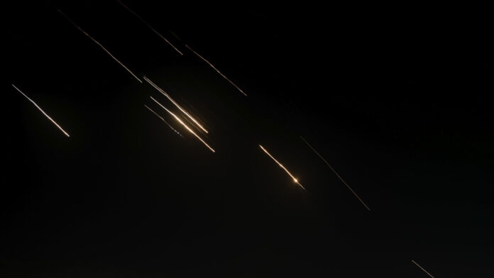 ap24282704664324.jpg
