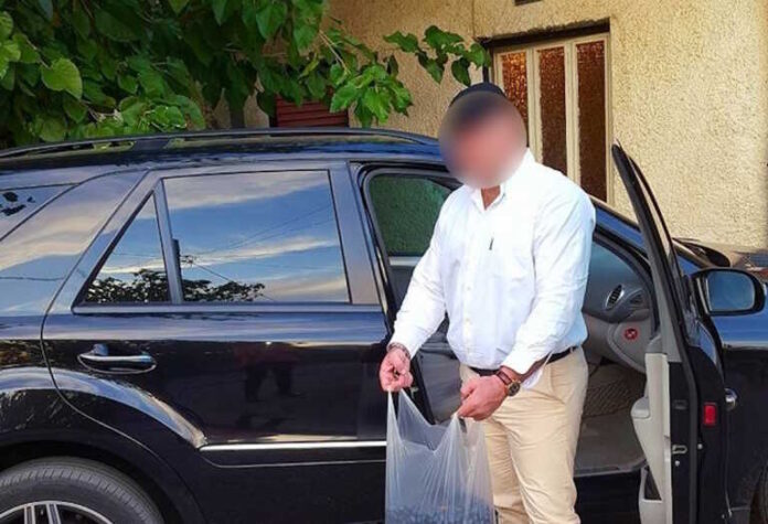 Απομάκρυναν τον γιο του αστυνομικού της Βουλής από τα αδέρφια του – Χτύπησε τη μητέρα του όταν έκανε την καταγγελία