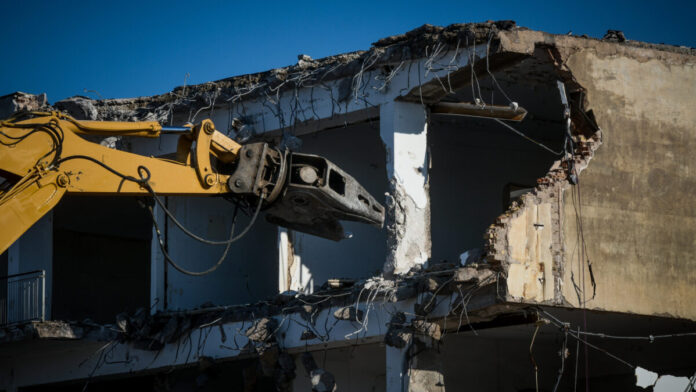 Αυθαίρετα: Στα σκαριά κατεδαφίσεις κατασκευών του 2022