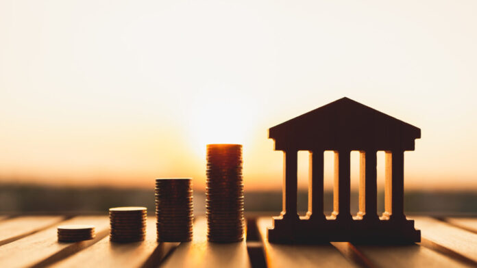 Τίτλοι τέλους μετά τις πέντε αποεπενδύσεις από τις τράπεζες