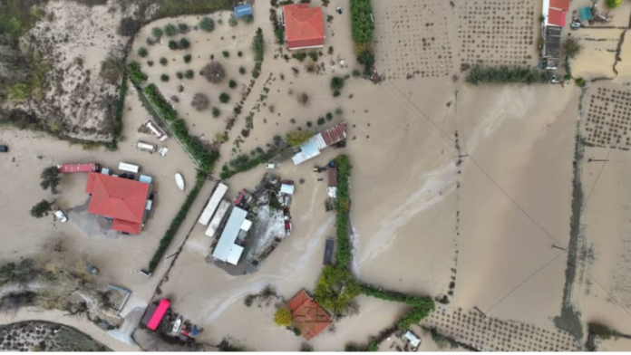 Κακοκαιρία «Bora»: Εικόνες αποκάλυψης στη Λήμνο