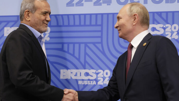 Ο Ιρανός πρόεδρος Πεζεσκιάν στη Μόσχα στις 17 Ιανουαρίου