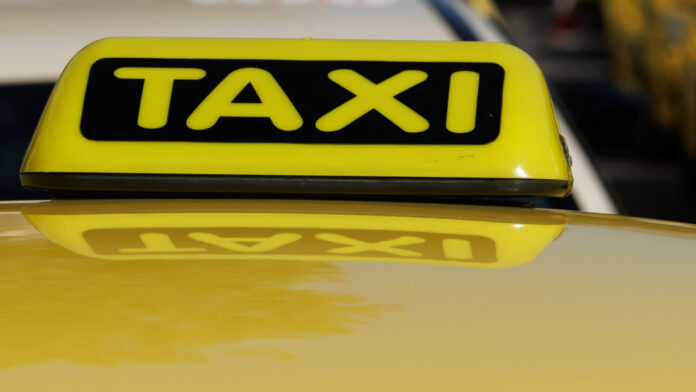 Παράταση της προθεσμίας υποβολής αιτήσεων για τη δράση «Πράσινα Ταξί»