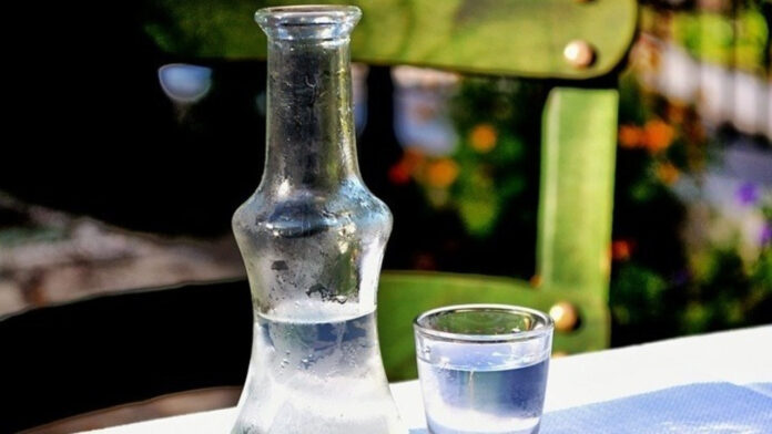 tsipouro.jpg