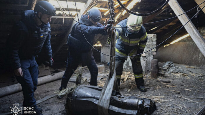 ukraine_bomb_ap24328405063140.jpg