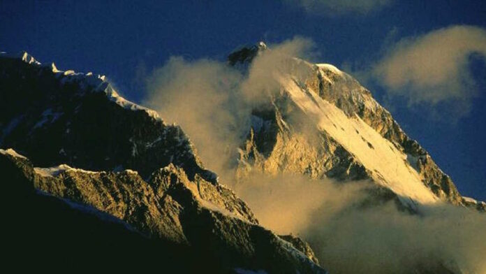 Τρεις σκιέρ σκοτώθηκαν από χιονοστιβάδα