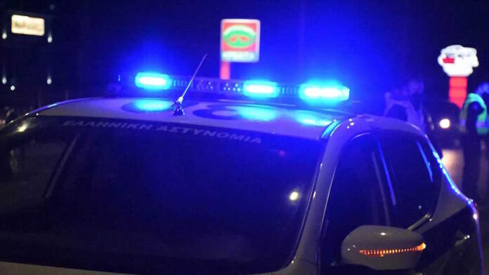 Χαστούκισε τη γυναίκα του μέσα σε ταβέρνα στην Ελάτη