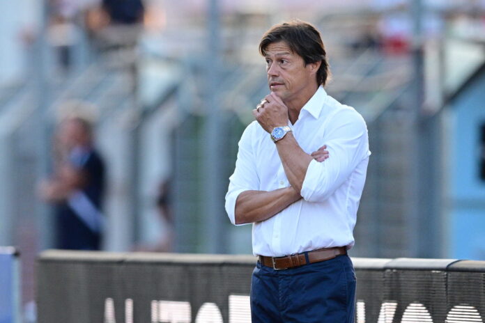 Όλα ανοιχτά μετά την πρώτη συνάντηση με τον Μάριο Ηλιόπουλο για το μέλλον του στην ΑΕΚ