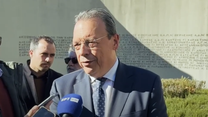 Σωκράτης Φάμελλος: «Περισσότερο φως σε όλο τον κόσμο»