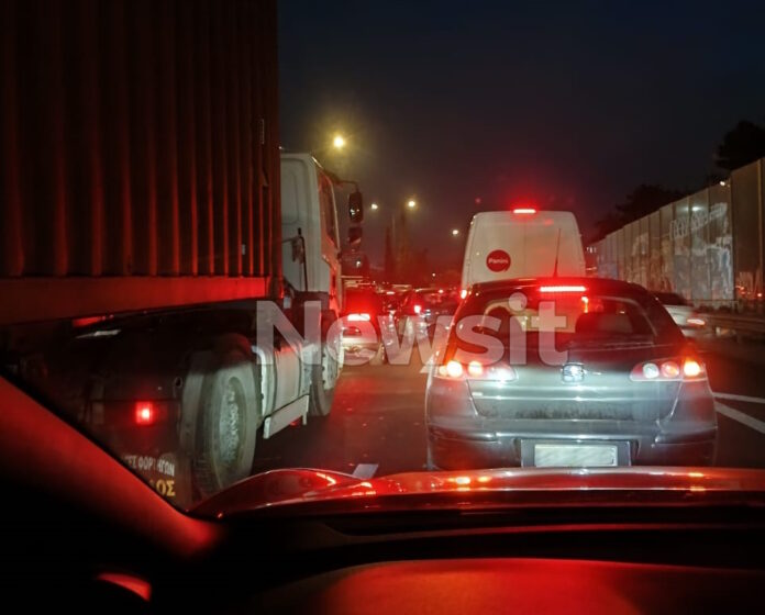 Ασφυξία από νωρίς το πρωί στον Κηφισό