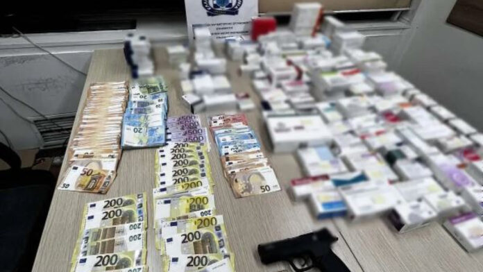 Ελεύθεροι οι 6 κατηγορούμενοι για το κύκλωμα παράνομων συνταγογραφήσεων