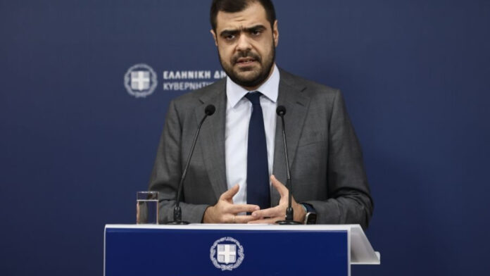 marinakis_intime_0.jpg