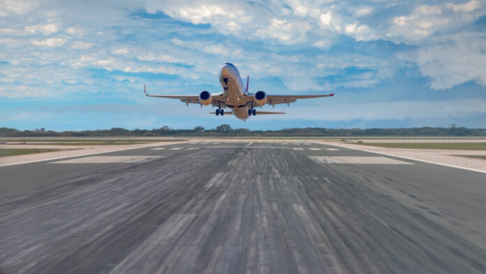shutterstock_plane.jpg