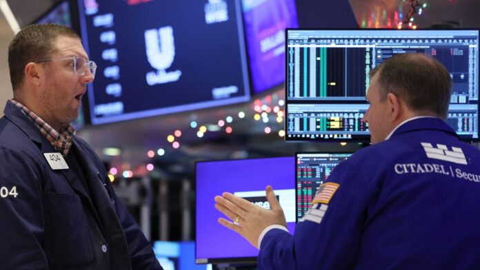 wall-street-3-reuters-1-1200x675.jpg