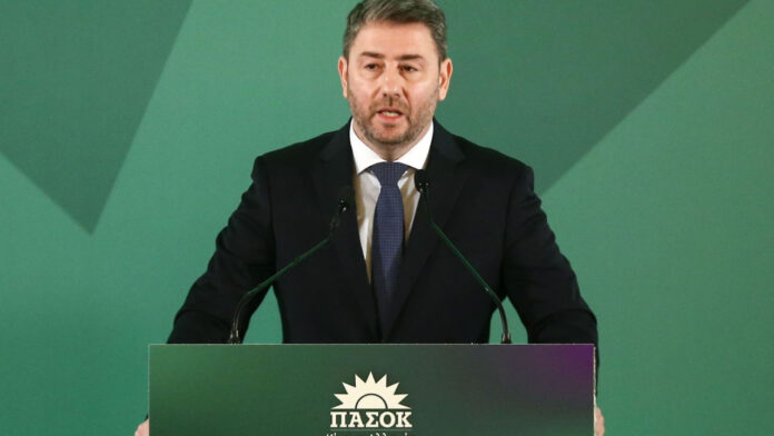 androulakis_pasok_intime.jpg