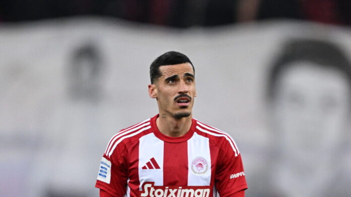Ο Τσικίνιο υπέστη θλάση και θα χάσει τρία ντέρμπι για τον Ολυμπιακό