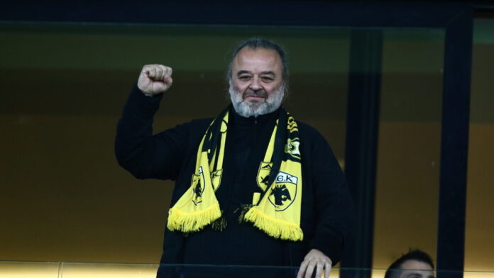 Ο Μάριος Ηλιόπουλος έδωσε τον παλμό με «Forza ΑΕΚάρα» στην κοπή της πίτας της Ερασιτεχνικής