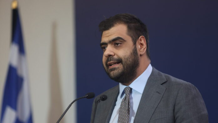 Διαγωνίζονται ΠΑΣΟΚ και ΣΥΡΙΖΑ ποιος θα εργαλειοποιήσει πρώτος τον ανθρώπινο πόνο