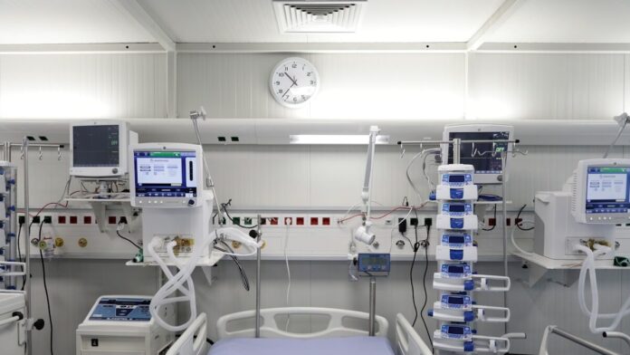 Ένας 27χρονος νοσηλεύεται σε ΜΕΘ σε σοβαρή κατάσταση