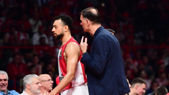 Ο Γουίλιαμς-Γκος αποχώρησε με ενόχληση στον δικέφαλο του δεξιού του ποδιού