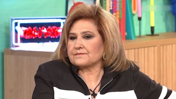 «Ήταν πολύ δύσκολα τα πράγματα, γιατί μεγάλωνα την κόρη μου μόνη μου»