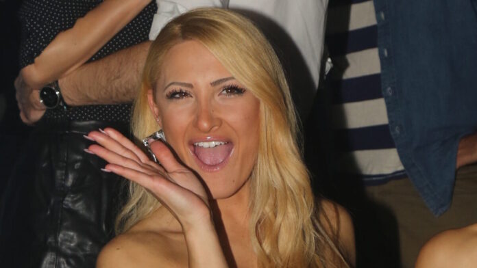 Η Ιωάννα Τούνη επέστρεψε στο σπίτι που ζούσε με την μητέρα της – «Γιατί το έκανα τώρα εγώ αυτό;»