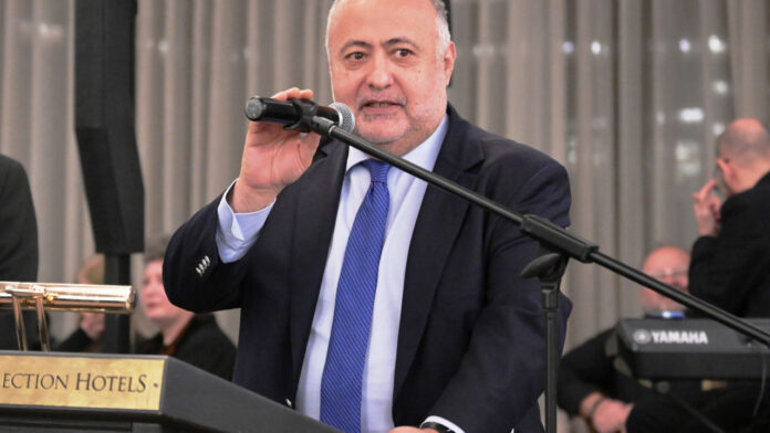 tsiodras_euro_6473542.jpg